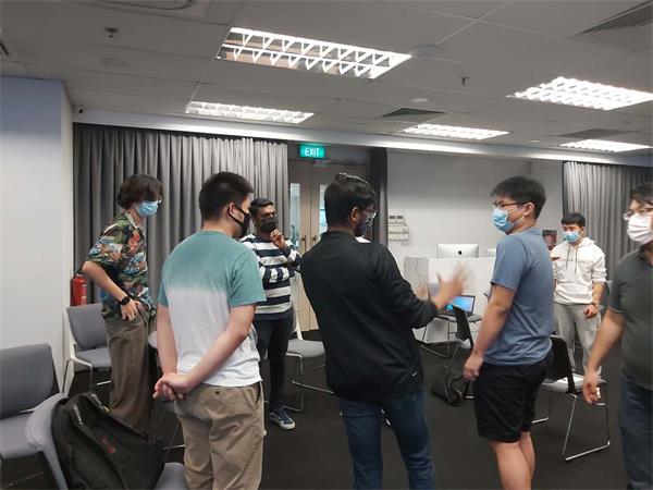 新加坡南洋理工大学工程学士与商业（资讯技术）学士双学位
